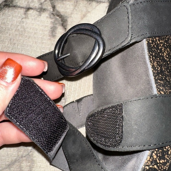 Dansko Black Women's Sandals 39 comfort shoe - Picture 8 of 10